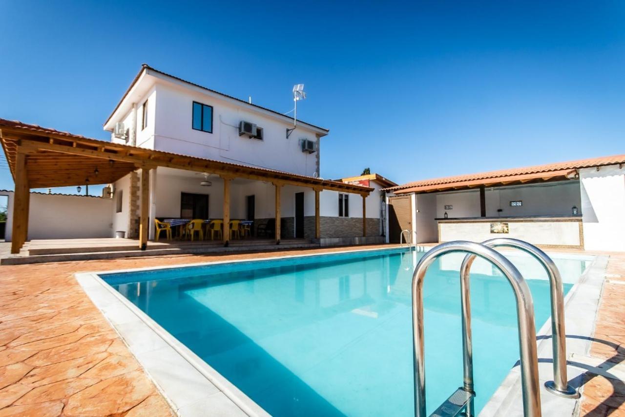 Reel Paradise Villa, Cyprus Ларнака Экстерьер фото